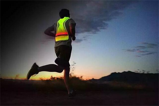 晨跑和夜跑，哪一个更利于燃脂减肥？你做对了吗？