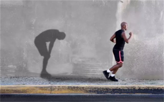 晨跑和夜跑，哪一个更利于燃脂减肥？你做对了吗？